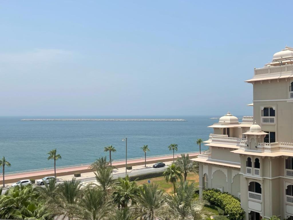 Royal Club By Rvhr, Grandeur Residence Crescent Palm Jumeirah Dubai Luaran gambar